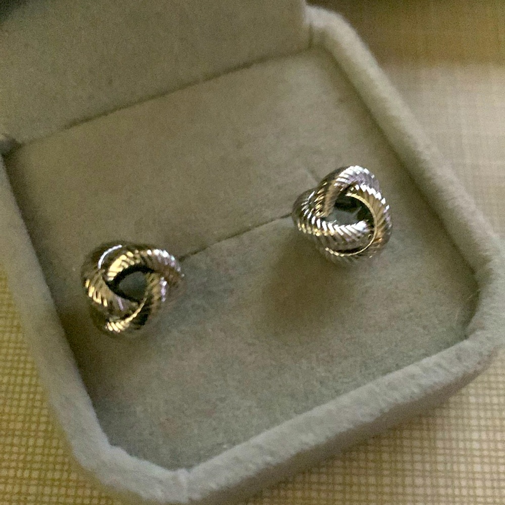 New classic knot earrings hypoallergenic nickel free twist knot studs